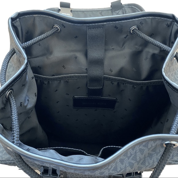 Michael Kors Cooper Logo Mens Backpack - Picture 7 of 9